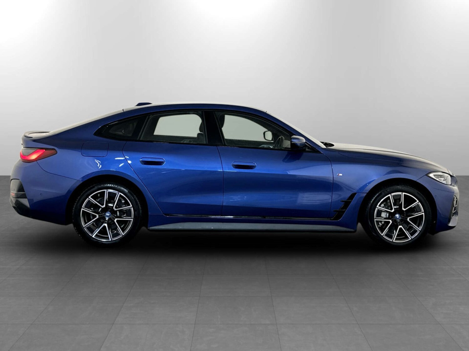 Used BMW i4 2022 for sale - 77618857: Photo 11