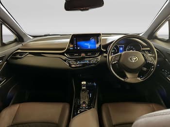 Used Toyota C-HR 2018 for sale - 79695958: Photo