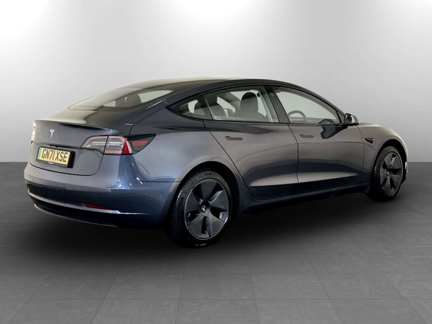 Used Tesla Model 3 2021 for sale - 77342143: Photo 10