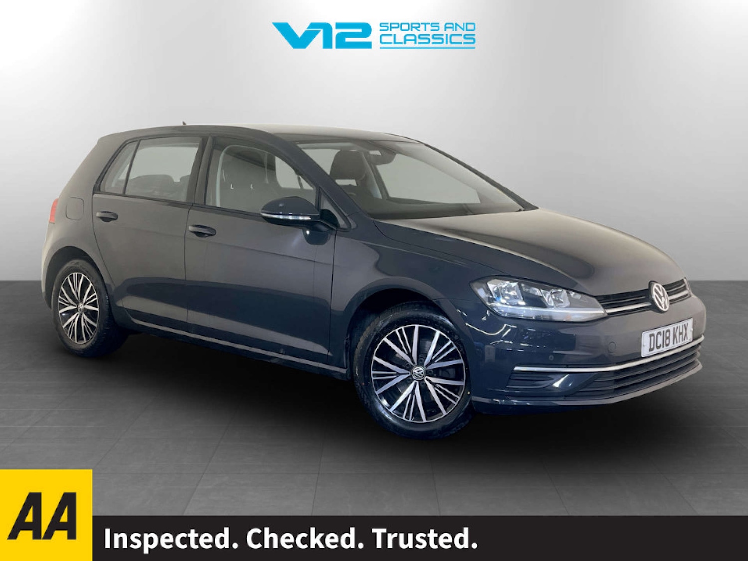 Used Volkswagen Golf 2018 for sale - 77618855: Photo 1