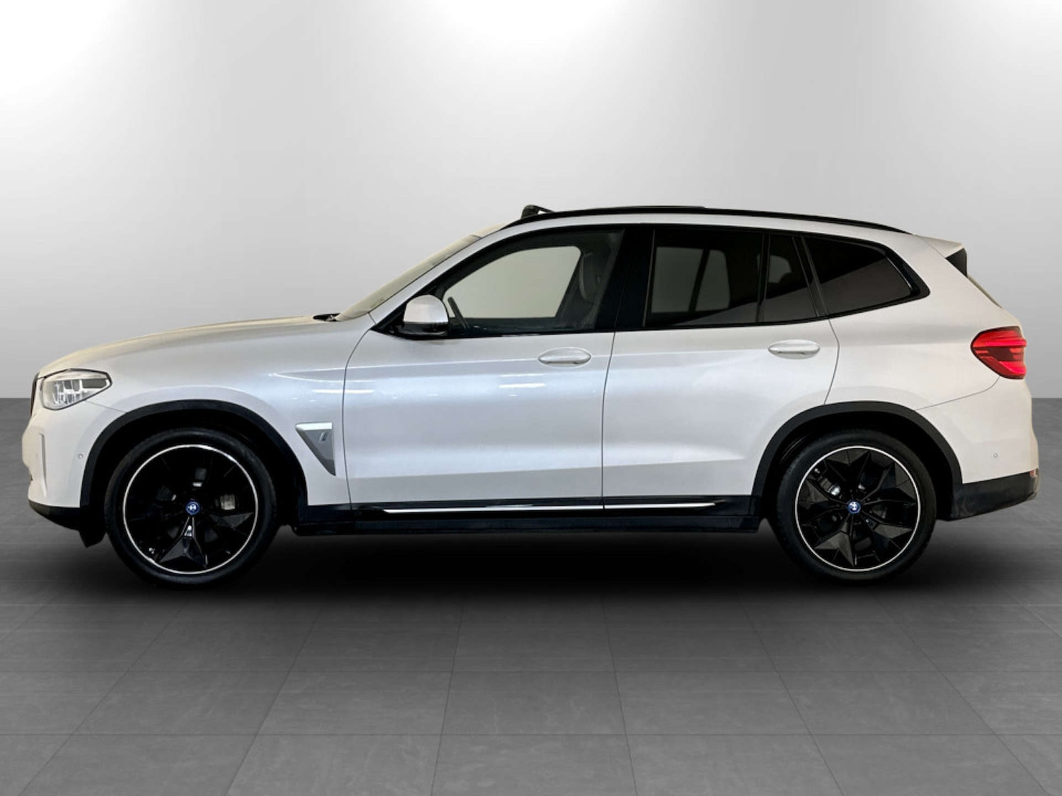 Used BMW iX3 2021 for sale - 77523236: Photo 7