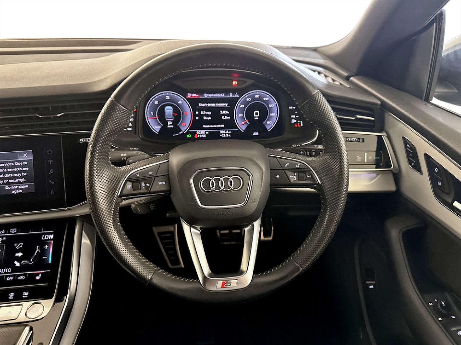 Used Audi Q8 2020 for sale - 77185055: Photo 17