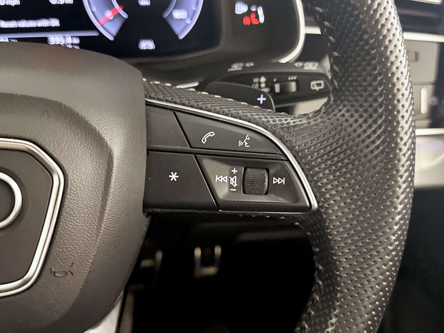 Used Audi Q8 2020 for sale - 77185055: Photo 20