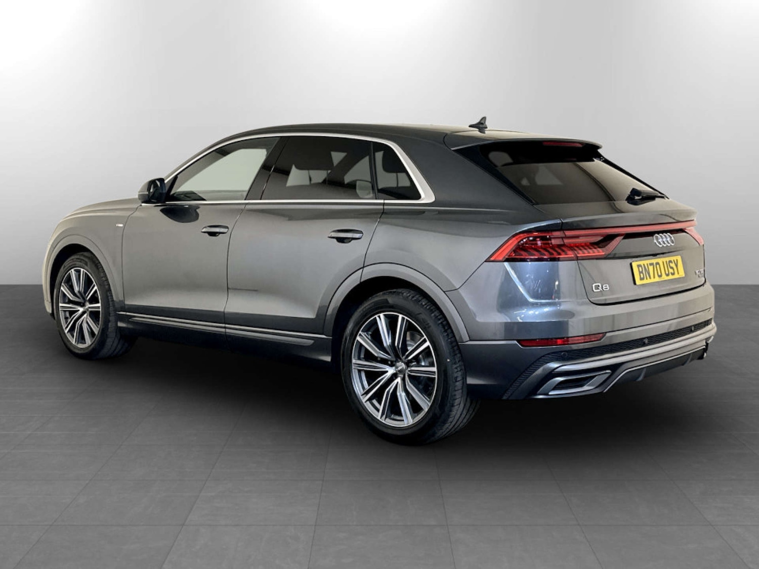 Used Audi Q8 2020 for sale - 77185055: Photo 8