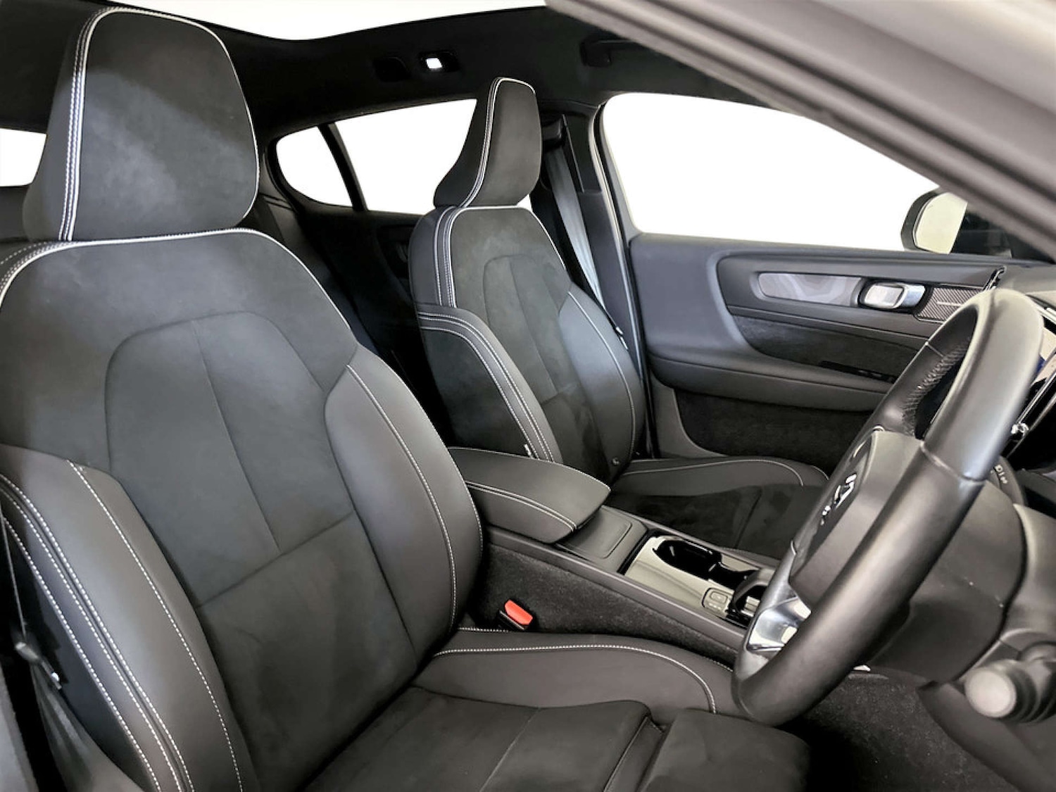 Used Volvo C40 2023 for sale - 77765821: Photo 13