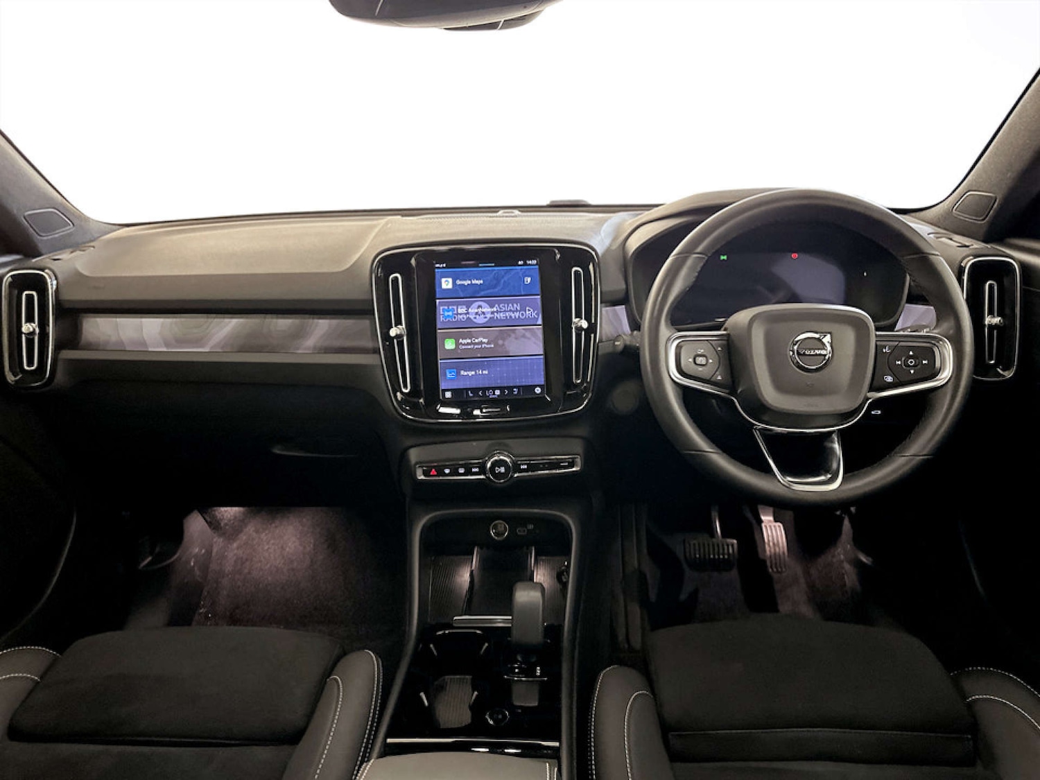 Used Volvo C40 2023 for sale - 77765821: Photo 3