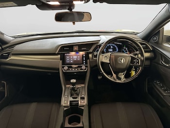 Used Honda Civic 2019 for sale - 78656111: Photo