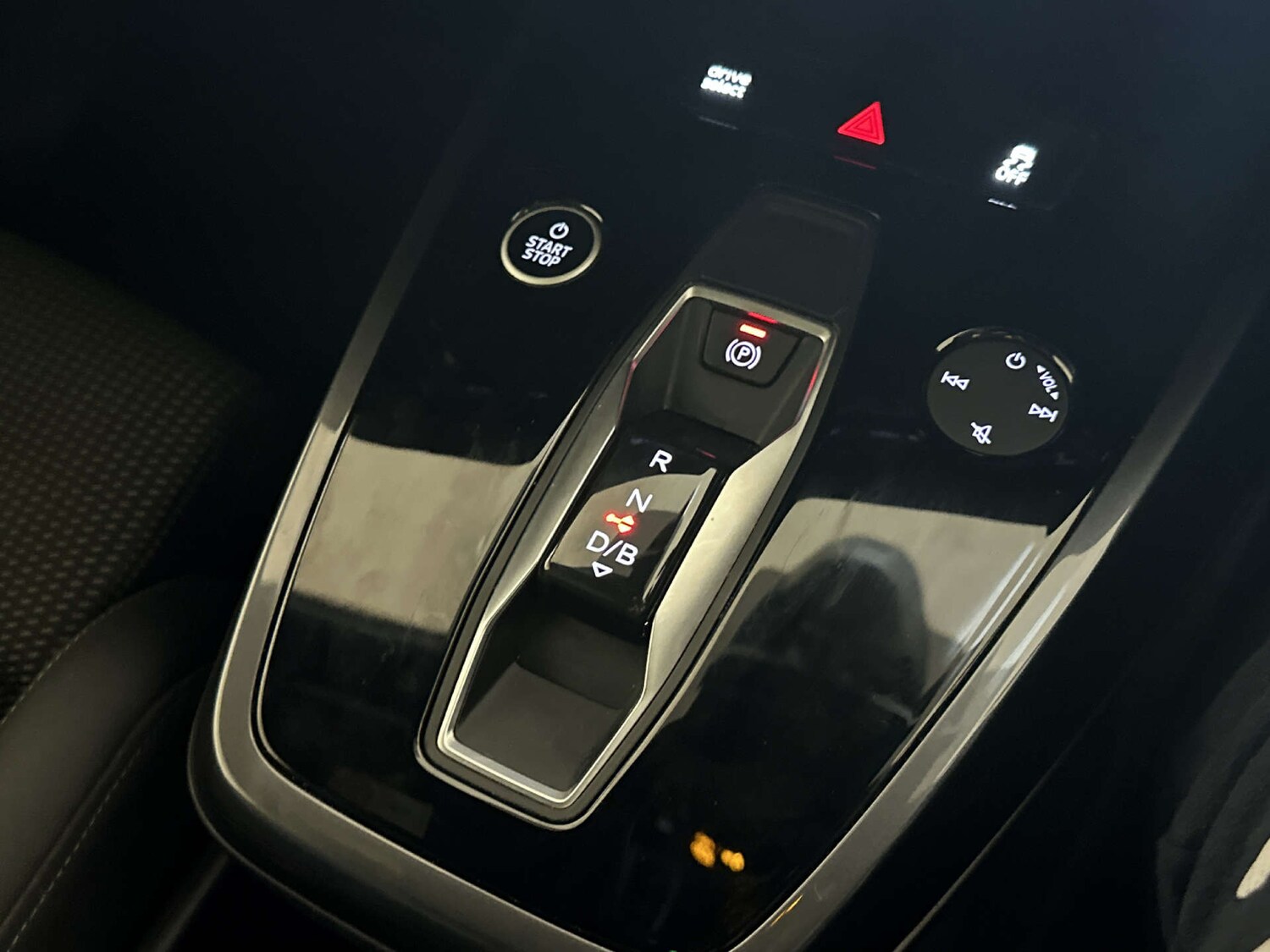 Used Audi Q4 e-tron 2021 for sale - 77906917: Photo 25