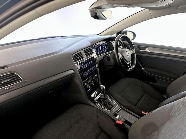 Used Volkswagen Golf 2018 for sale - 76228792: Photo 12