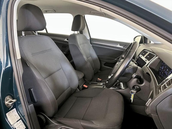Used Volkswagen Golf 2018 for sale - 76228792: Photo 13