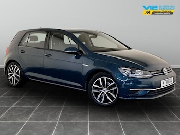 Volkswagen - Golf