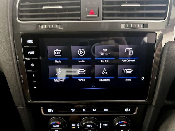 Used Volkswagen Golf 2018 for sale - 76228792: Photo 24