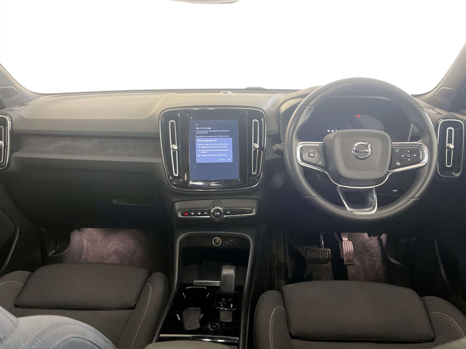 Used Volvo XC40 2022 for sale - 77555454: Photo 3