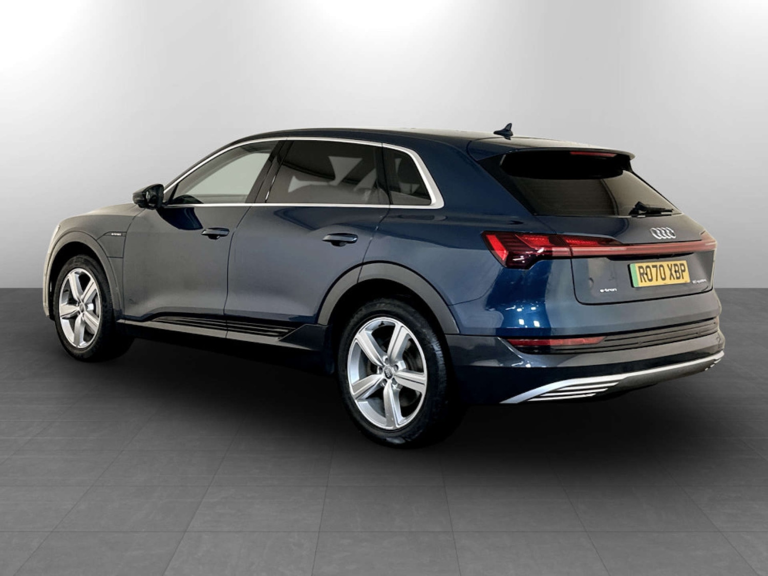 Used Audi e-tron 2020 for sale - 77187839: Photo 8