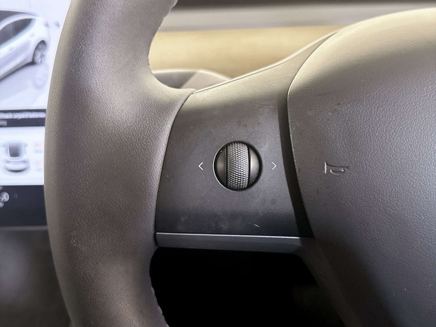 Used Tesla Model Y 2022 for sale - 77328593: Photo 16