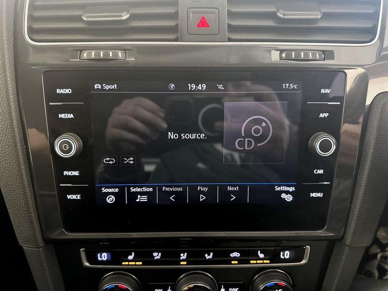 Used Volkswagen Golf 2020 for sale - 75997459: Photo 22