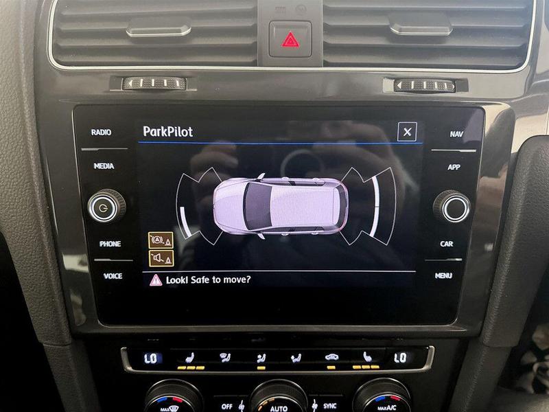 Used Volkswagen Golf 2020 for sale - 75997459: Photo 23