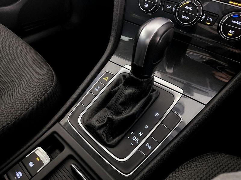 Used Volkswagen Golf 2020 for sale - 75997459: Photo 28