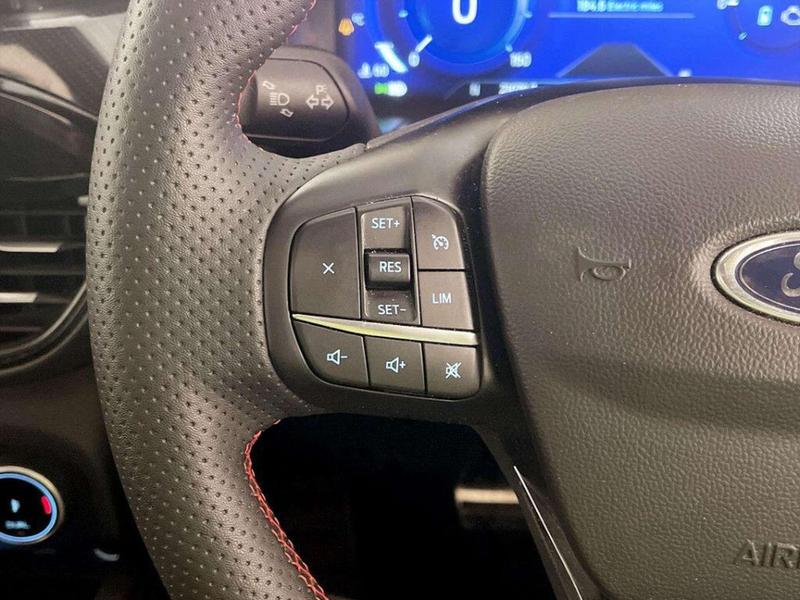 Used Ford Kuga 2023 for sale - 76826045: Photo 17