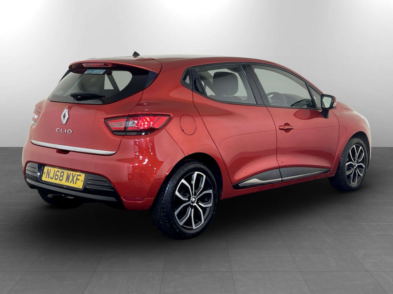 Used Renault Clio 2018 for sale - 77531849: Photo 10