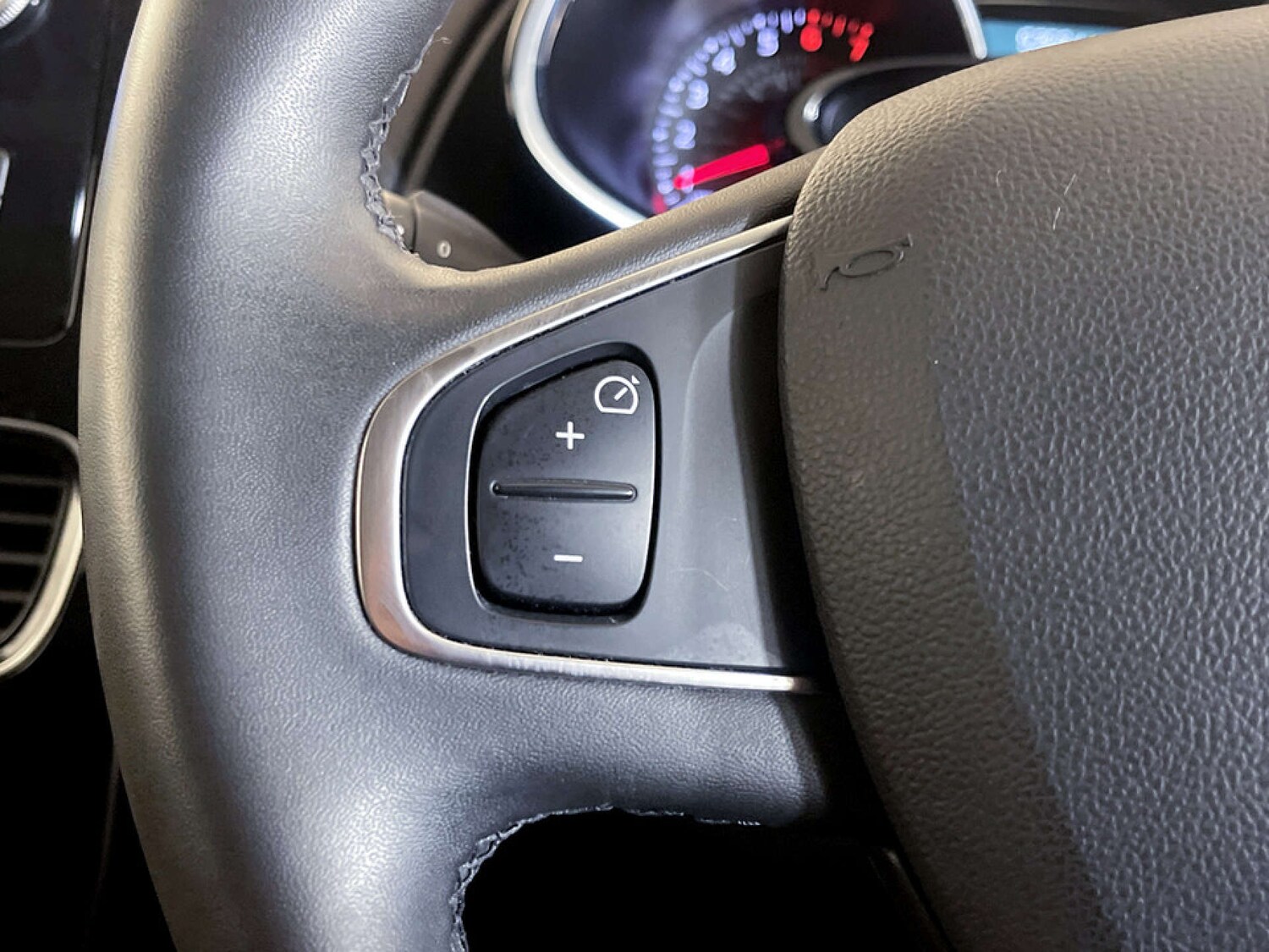 Used Renault Clio 2018 for sale - 77531849: Photo 17