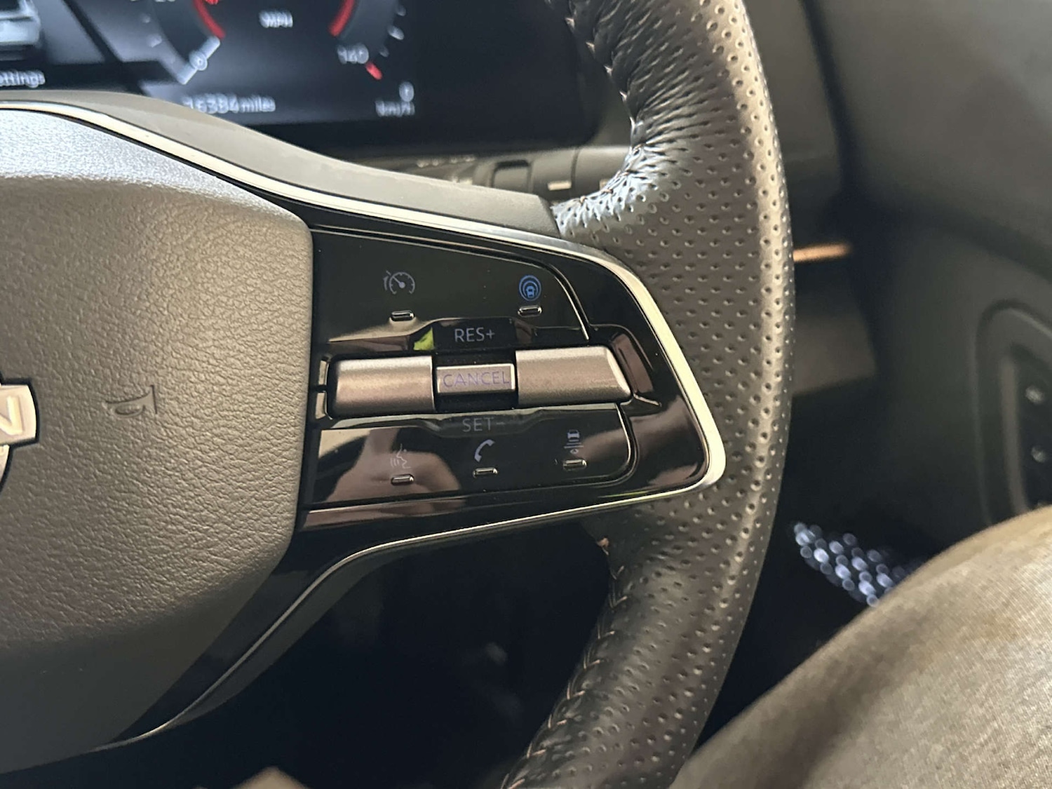 Used Nissan ARIYA 2024 for sale - 78111350: Photo 19