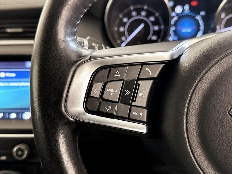 Used Jaguar E-Pace 2018 for sale - 76703140: Photo 17