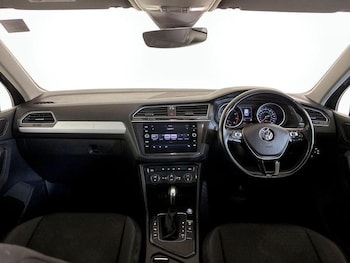 Used Volkswagen Tiguan 2019 for sale - 76184449: Photo 3