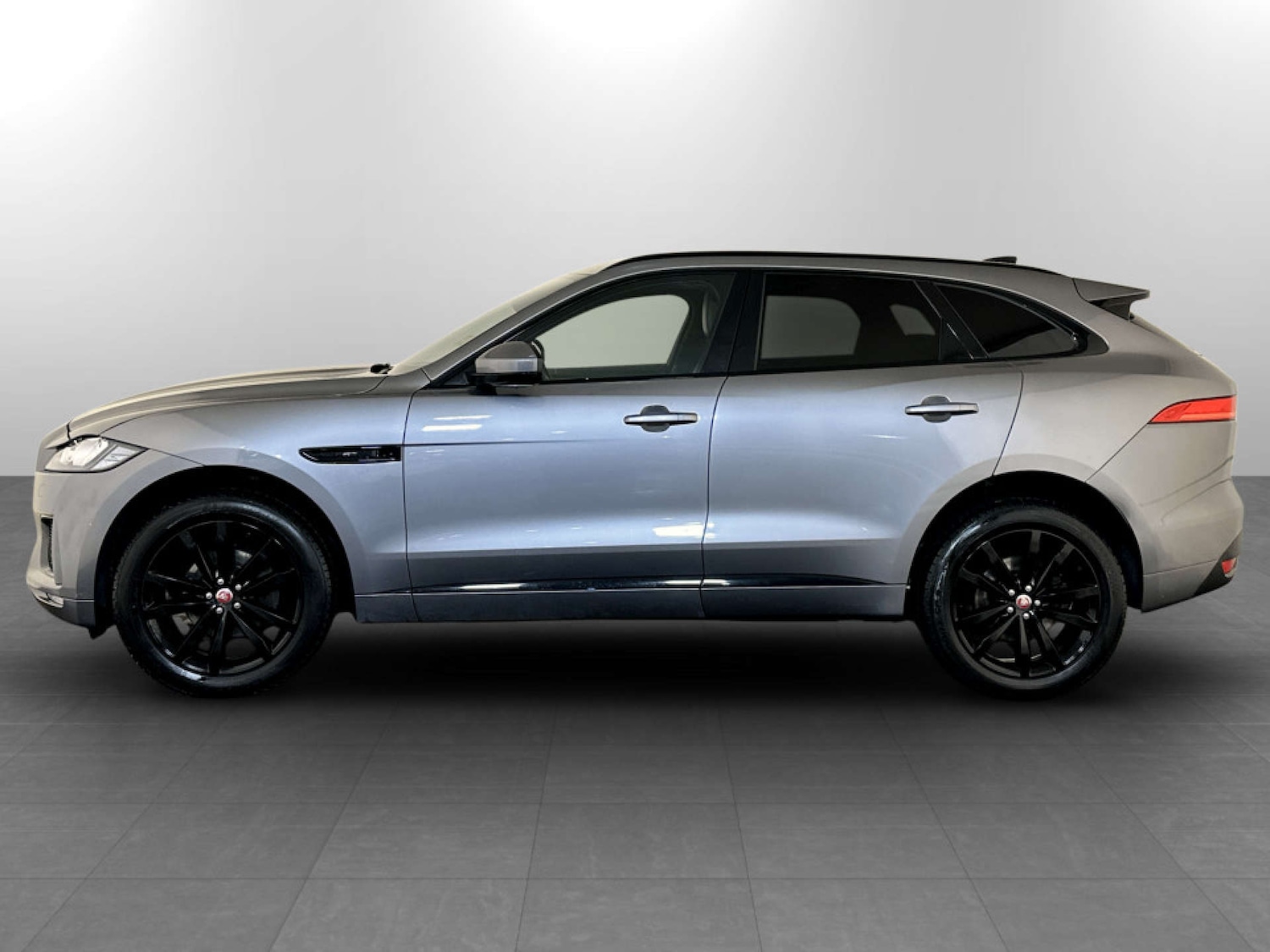 Used Jaguar F-Pace 2020 for sale - 77184918: Photo 7