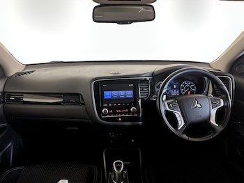 Used Mitsubishi Outlander 2020 for sale - 75315007: Photo