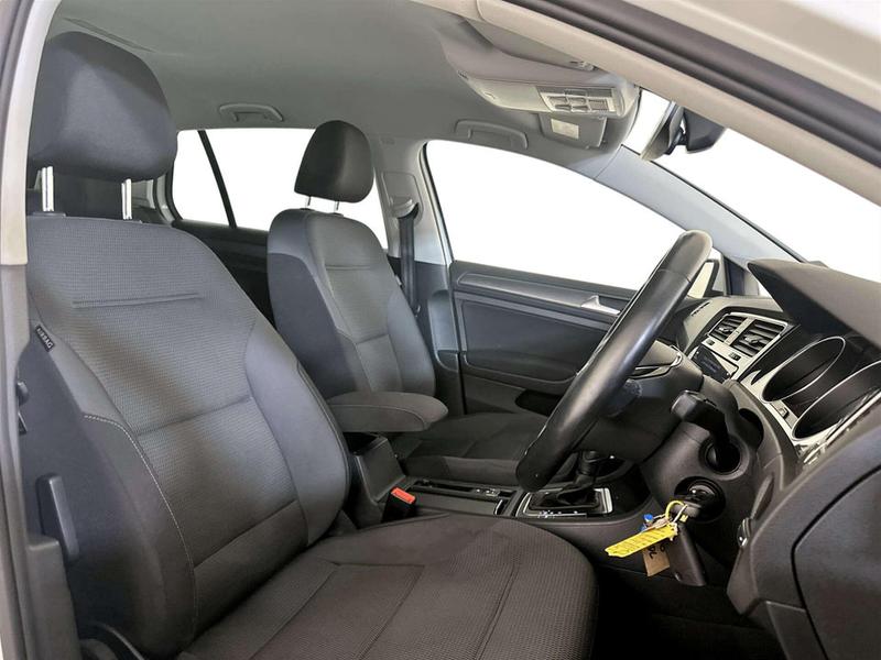 Used Volkswagen Golf 2020 for sale - 77151997: Photo 13