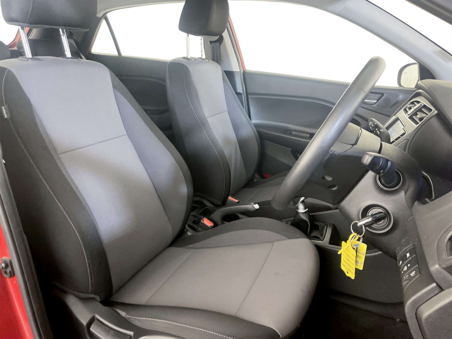 Used Hyundai i20 2019 for sale - 77609424: Photo 13