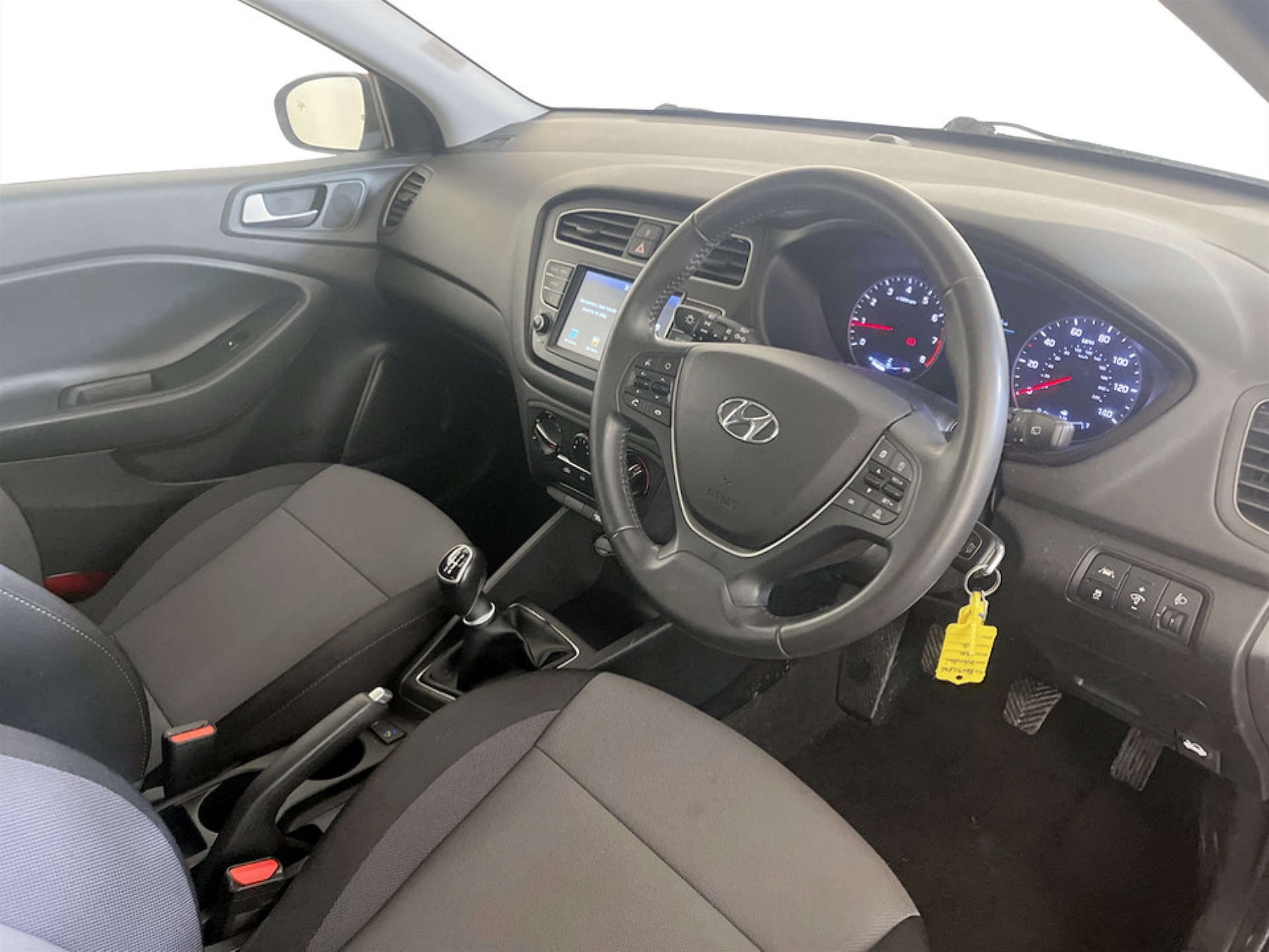 Used Hyundai i20 2019 for sale - 77609424: Photo 15