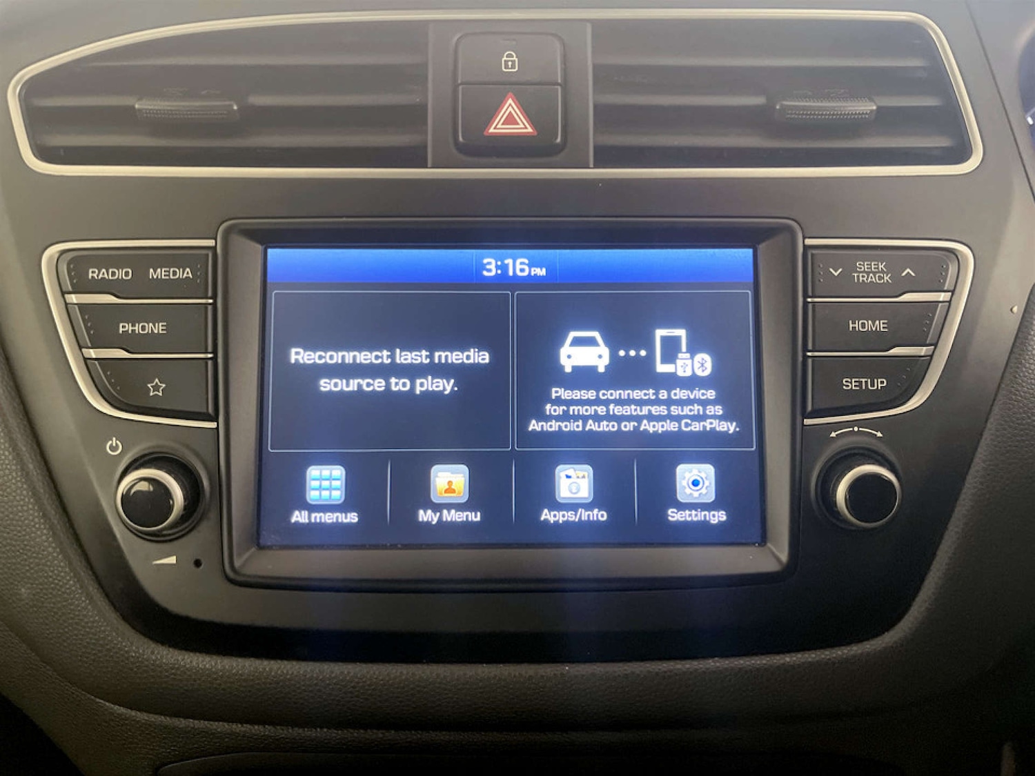 Used Hyundai i20 2019 for sale - 77609424: Photo 21