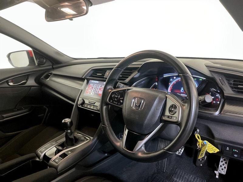Used Honda Civic 2019 for sale - 76467649: Photo 15