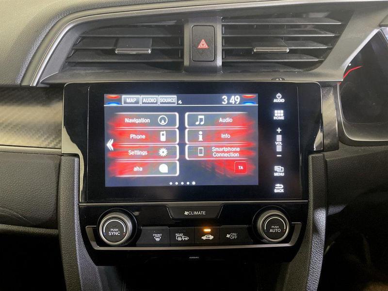 Used Honda Civic 2019 for sale - 76467649: Photo 24