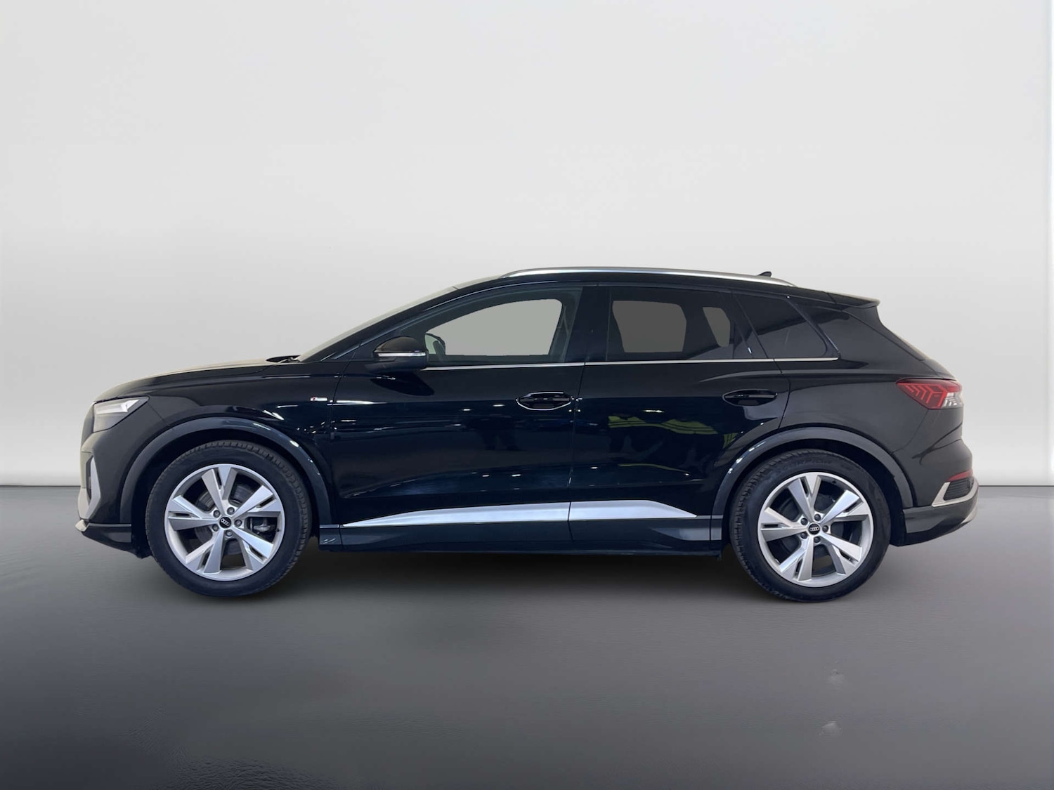 Used Audi Q4 e-tron 2022 for sale - 78097384: Photo 7