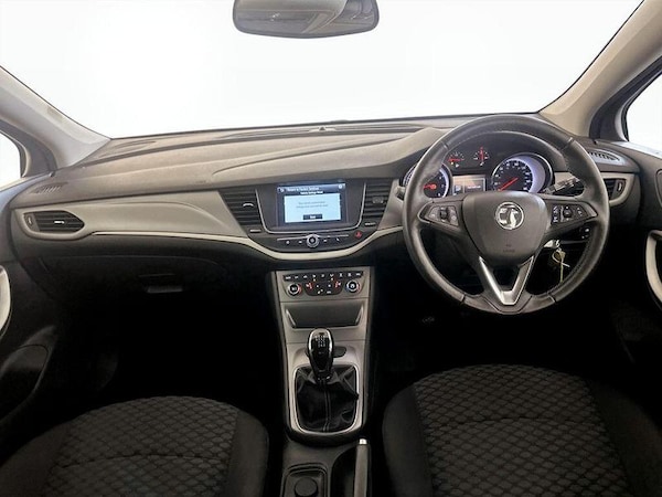 Used Vauxhall Astra 2018 for sale - 76261074: Photo 3