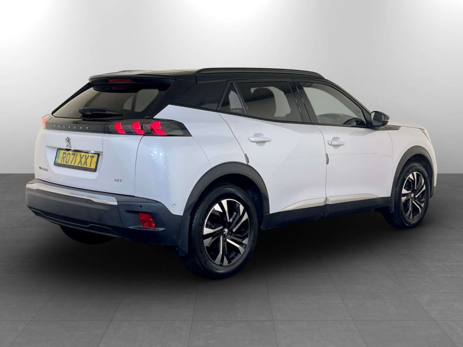 Used Peugeot 2008 2021 for sale - 77621947: Photo 11