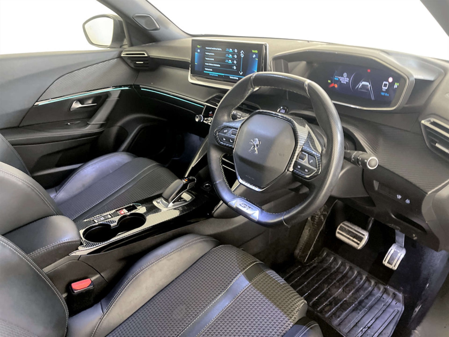 Used Peugeot 2008 2021 for sale - 77621947: Photo 16