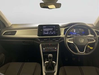 Used Volkswagen T-Roc 2023 for sale - 78094431: Photo