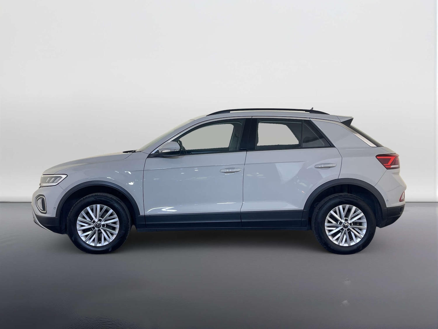 Used Volkswagen T-Roc 2023 for sale - 78094431: Photo 7