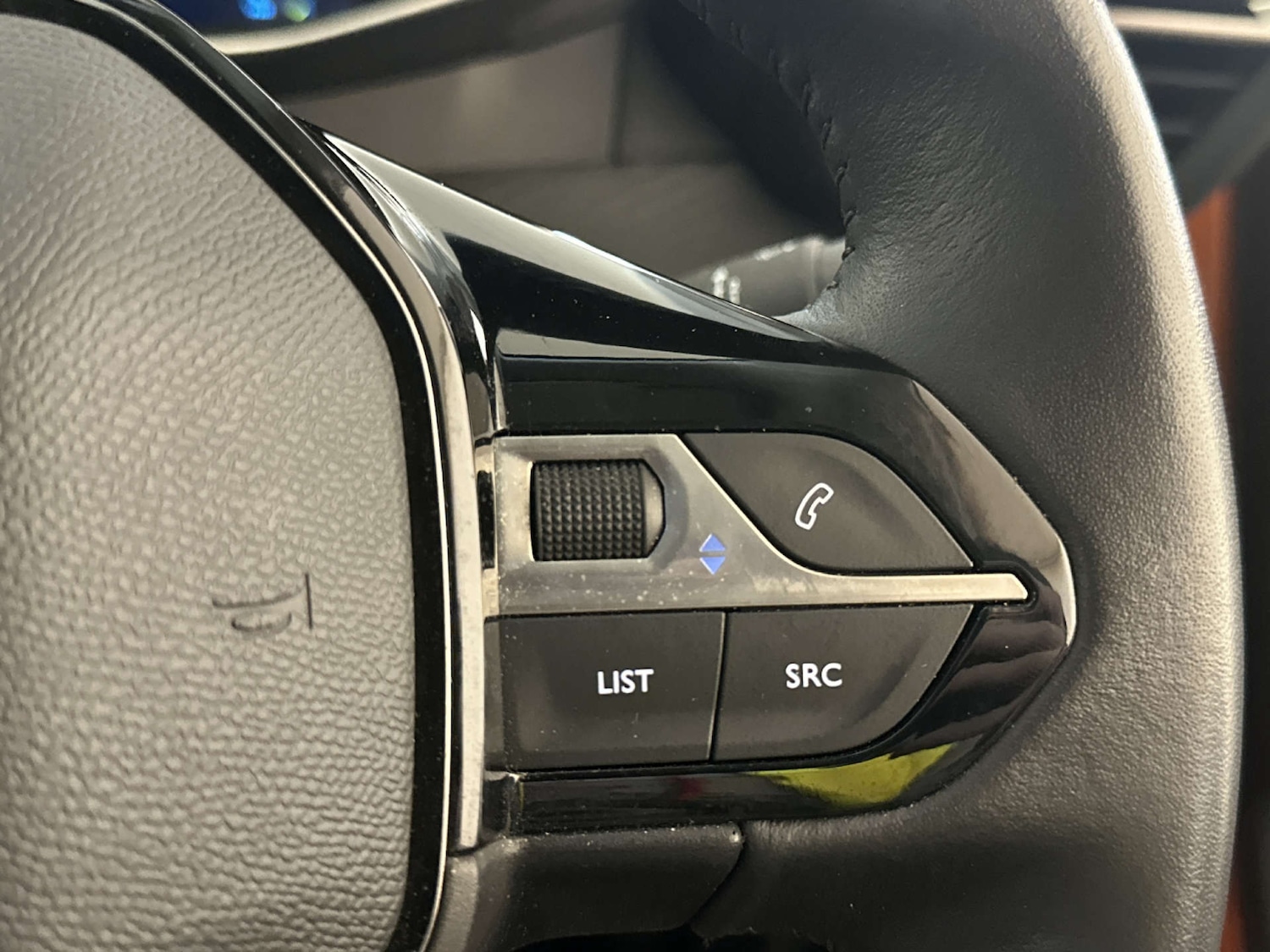 Used Peugeot 2008 2021 for sale - 77836434: Photo 20