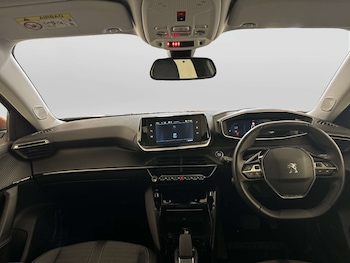 Used Peugeot E-2008 2021 for sale - 77836434: Photo