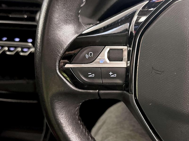 Used Peugeot 2008 2020 for sale - 77053482: Photo 17