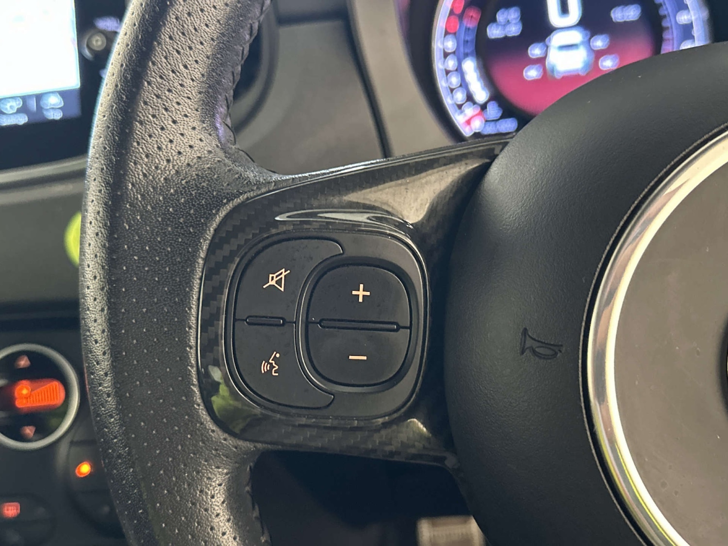 Used Abarth 595 2021 for sale - 78016448: Photo 17