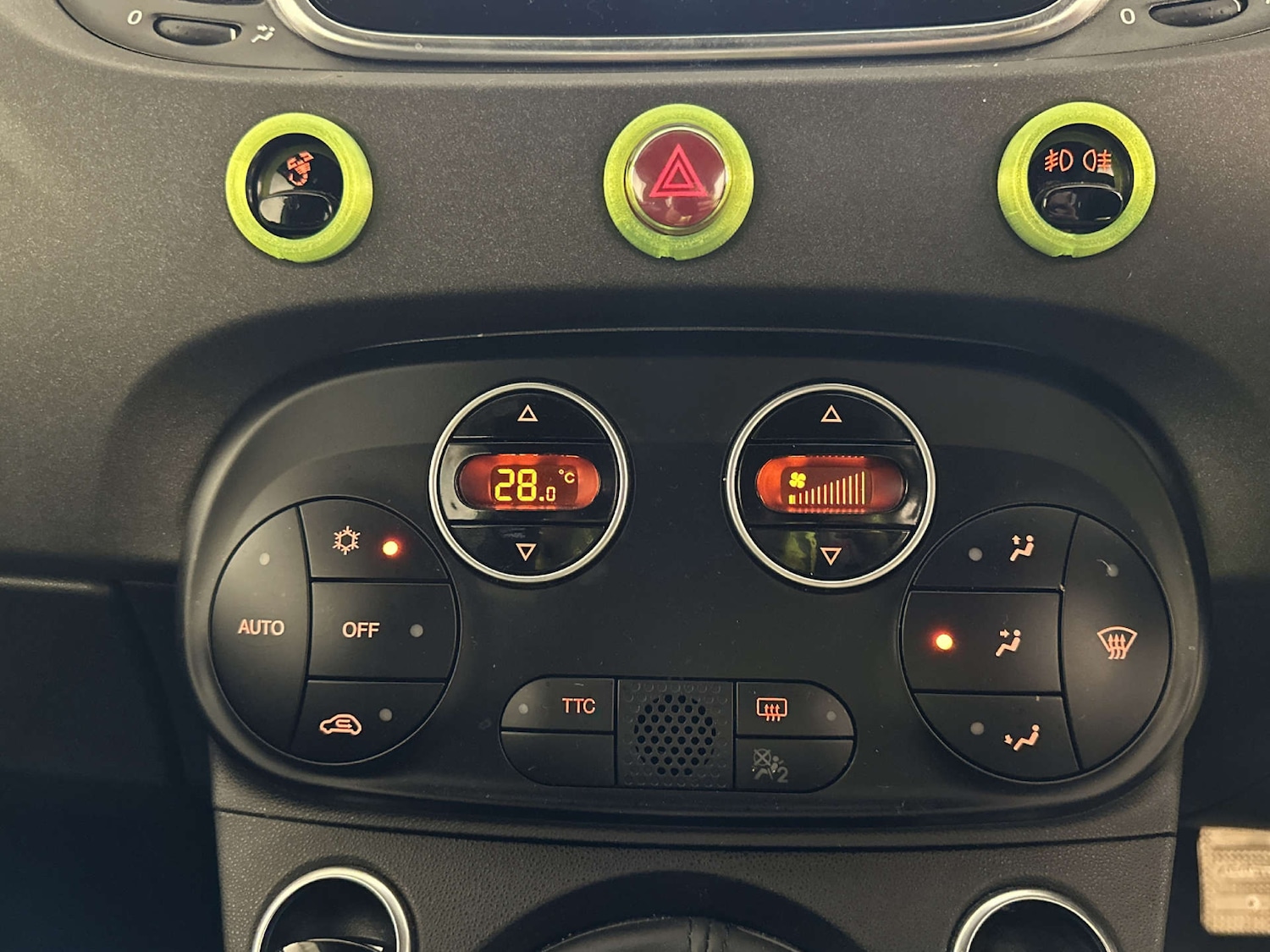 Used Abarth 595 2021 for sale - 78016448: Photo 23