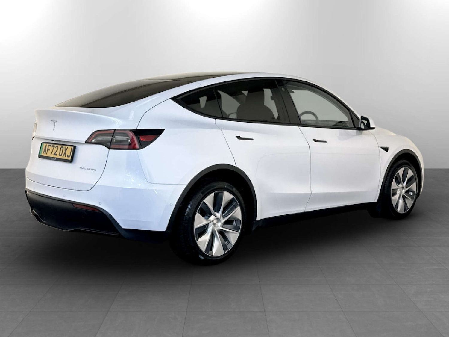 Used Tesla Model Y 2022 for sale - 77299352: Photo 10
