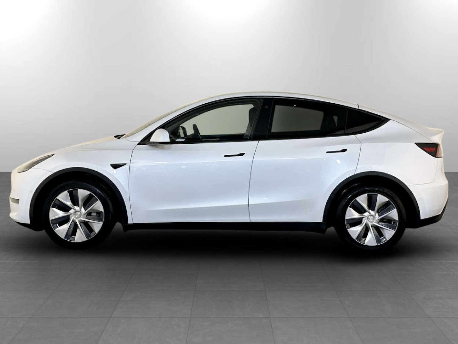 Used Tesla Model Y 2022 for sale - 77299352: Photo 7