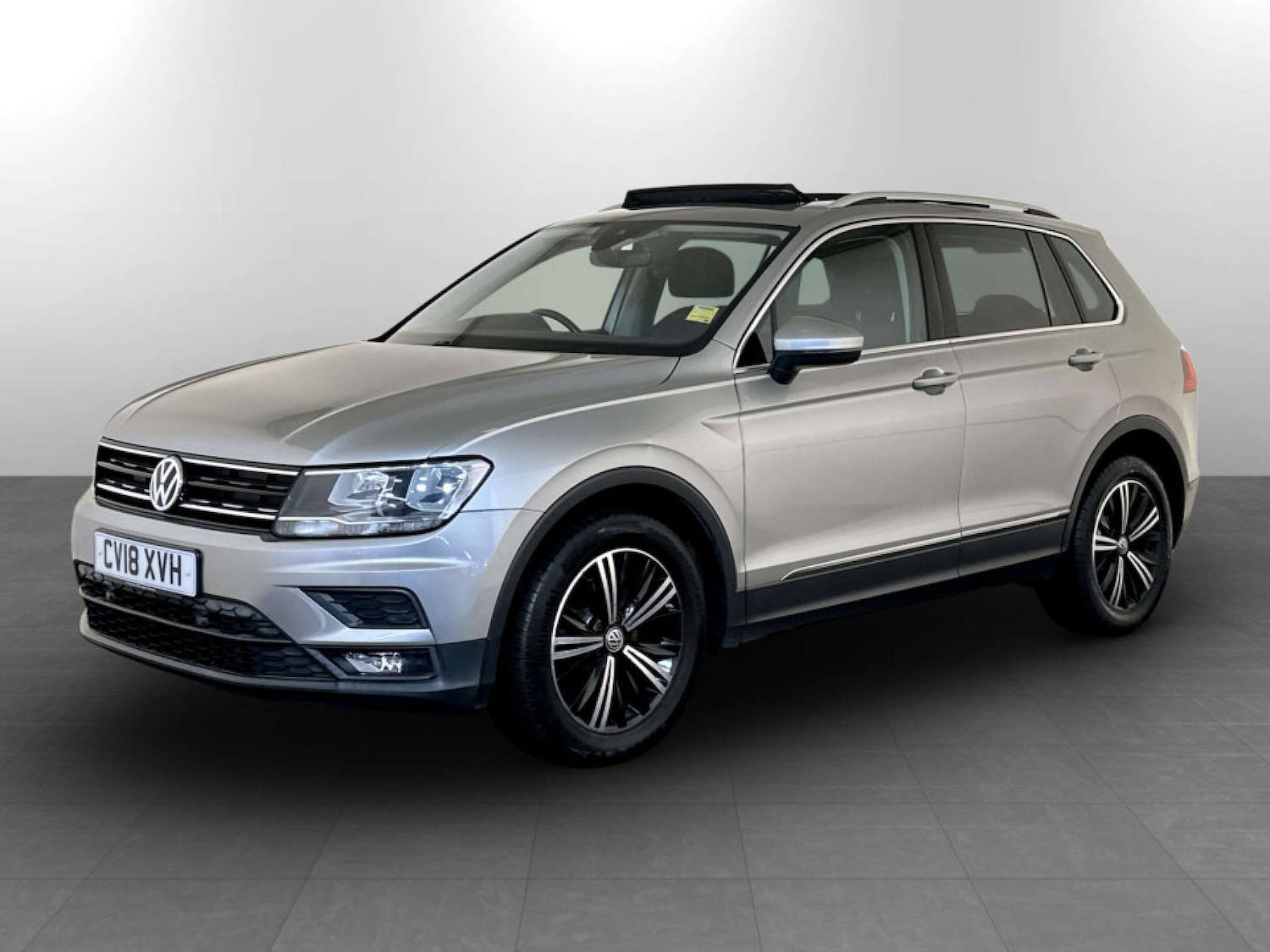 Used Volkswagen Tiguan 2018 for sale - 77355496: Photo 6